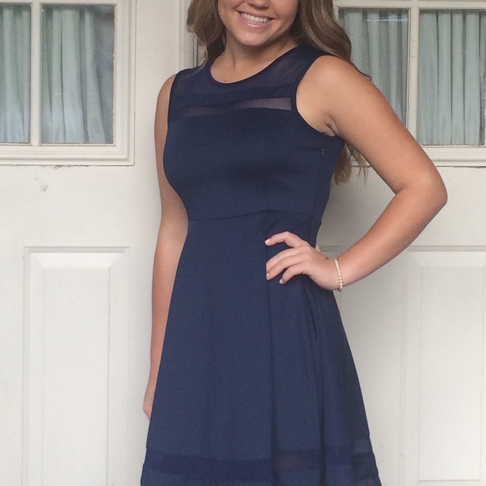 LULUS formal dress